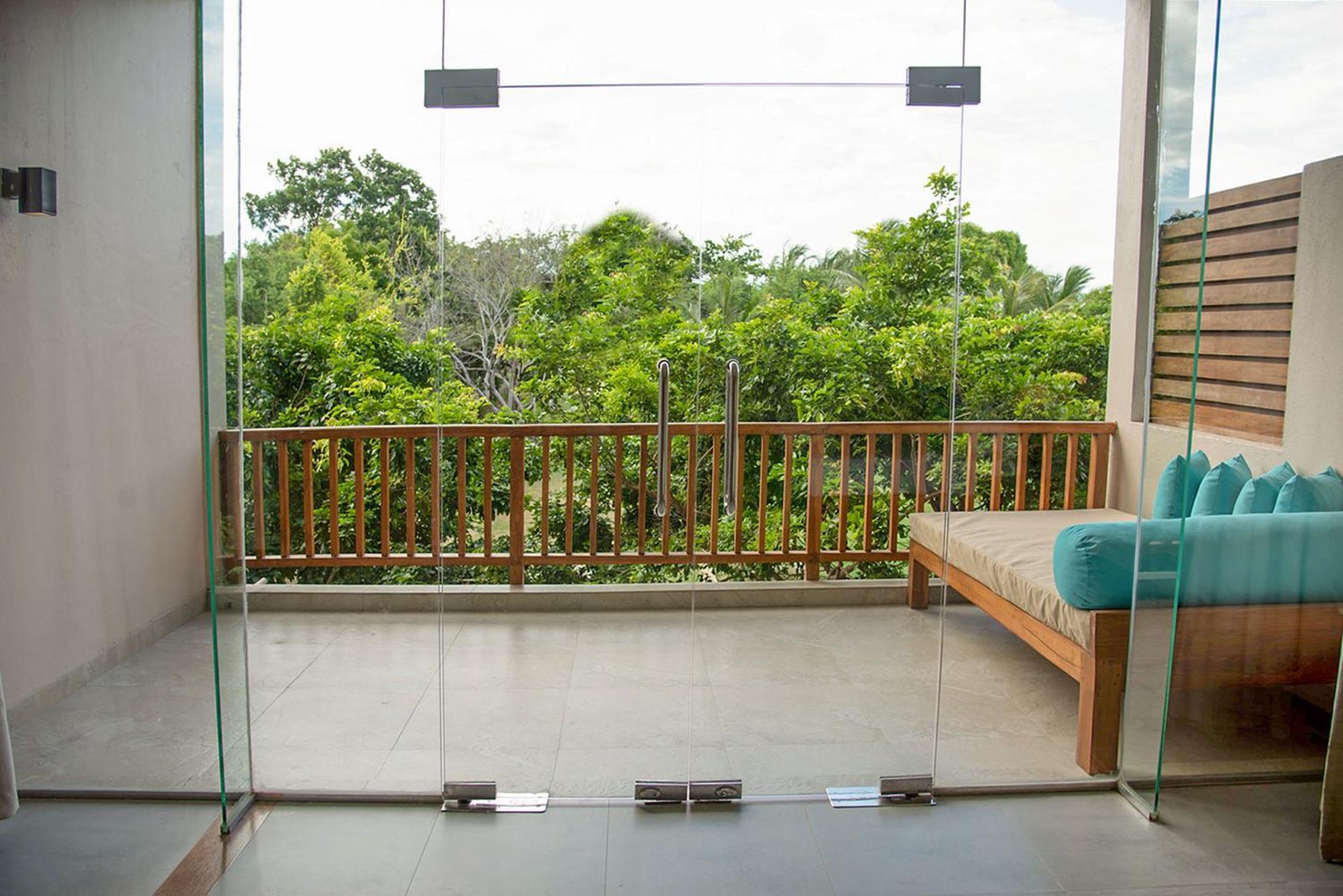 Breeze Pasikudah Hotel Passikudah Exterior foto